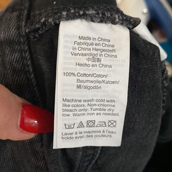 Madewell Rigid Denim ALine Mini Skirt Lunar Wash Button Fly Raw HemBlack Faded - Picture 12 of 13